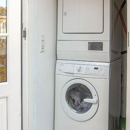 An Awesome In With 2 Bedrooms And Wifi * Gudhjem