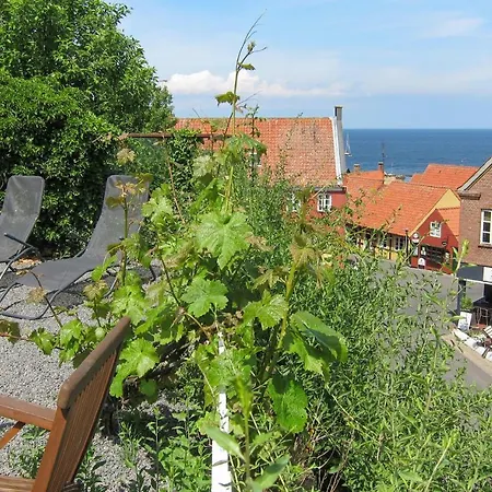 An Awesome In With 2 Bedrooms And Wifi Apartmán Gudhjem