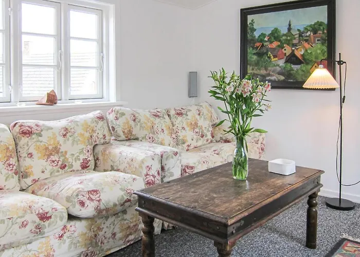 Apartment An Awesome In With 2 Bedrooms And Wifi