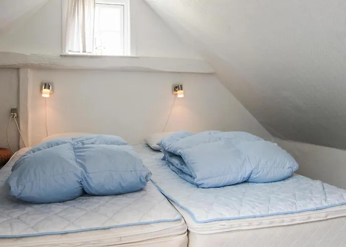 Apartment An Awesome In With 2 Bedrooms And Wifi *